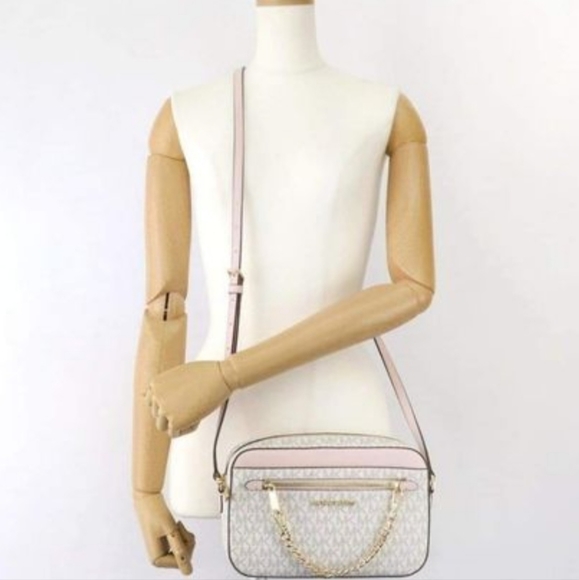 ❤️ * PRICE DROP*Michael Kors crossbody bag ❤️ - Picture 3 of 6